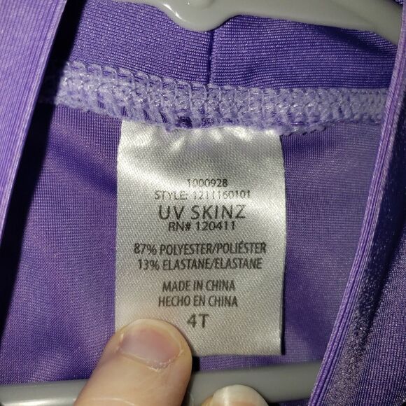 UV SKINS PURPLE AND BLUE BUTTERFLY RASHGUARD SIZE 4T - Picture 3 of 4